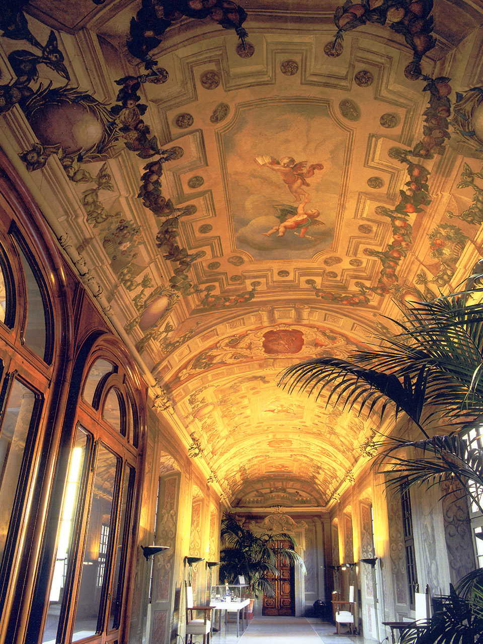 Gli interni di Palazzo Lodi - Zaccaria sede Finarvedi Spa
